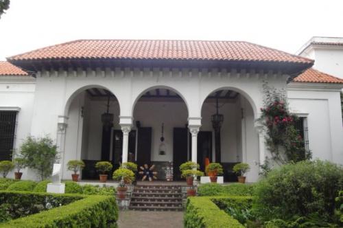 Calles principales y puntos de encuentro